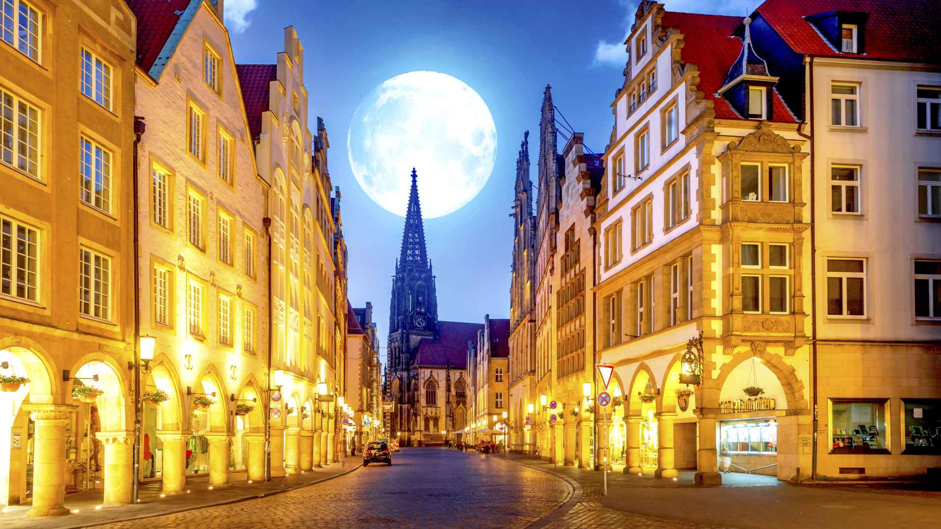 Altstadt und Prinzipalmarkt in Münster als Hero-Bild der Firmenfitness Stadtseite von Sportnavi