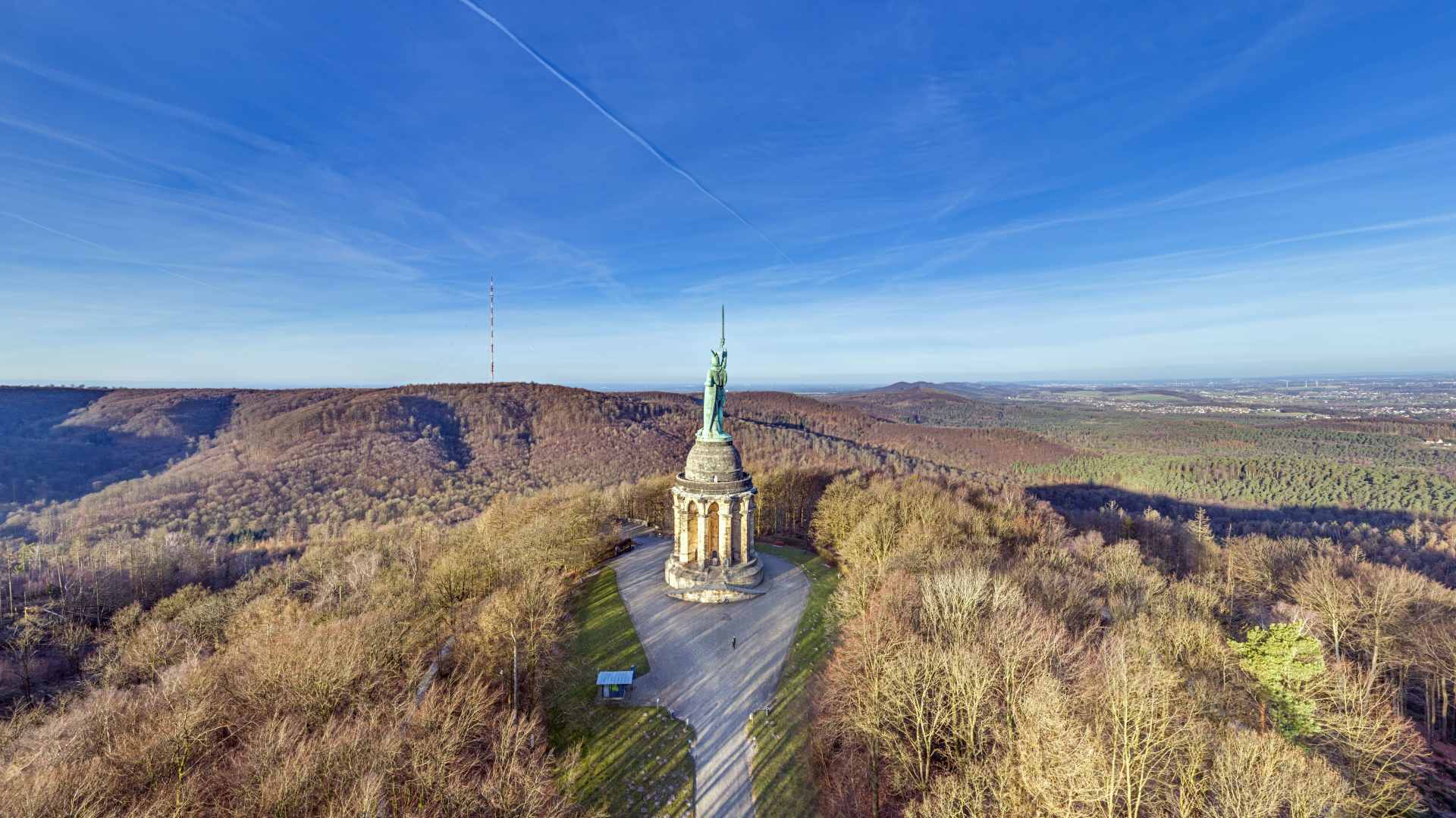 Hermannsdenkmal in OWL als Wahrzeichen der Region für Firmenfitness in Lage und Umgebung