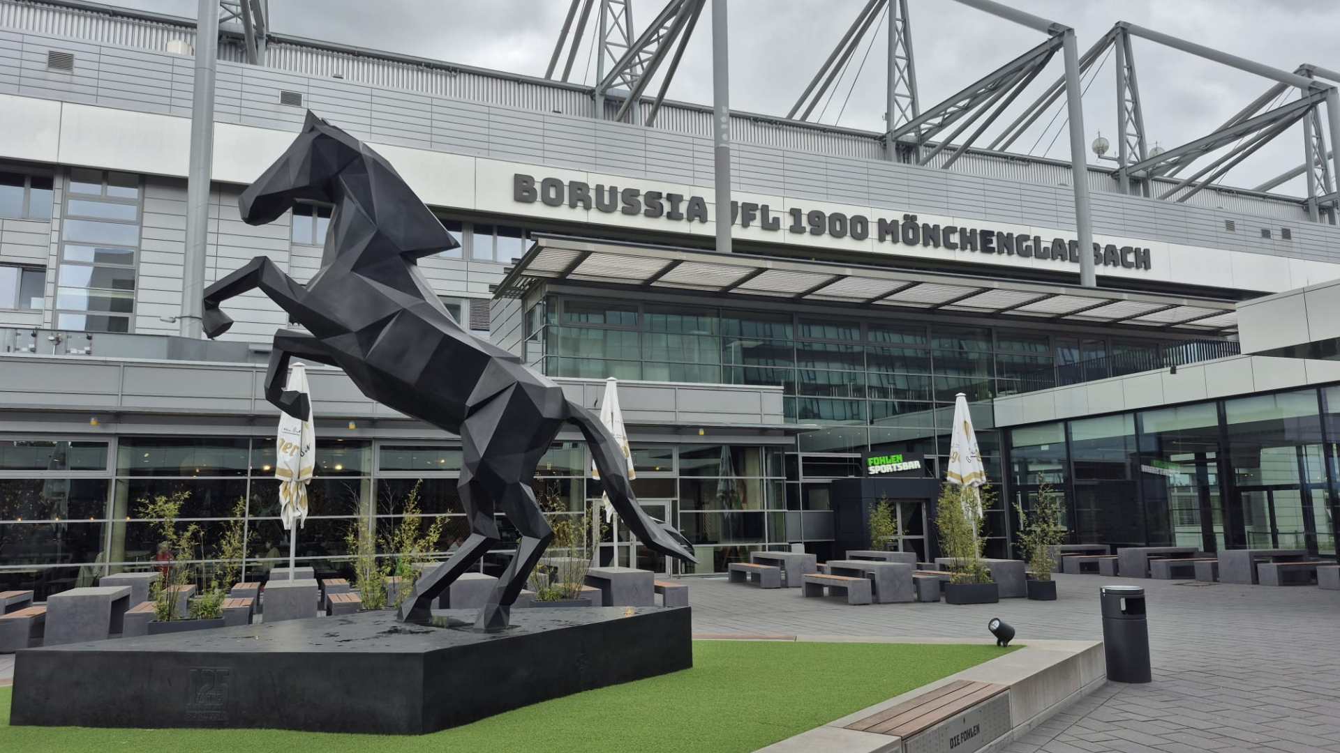 Borussia-Park in Mönchengladbach als Wahrzeichen der Stadt für Firmenfitness-Angebote in der Region