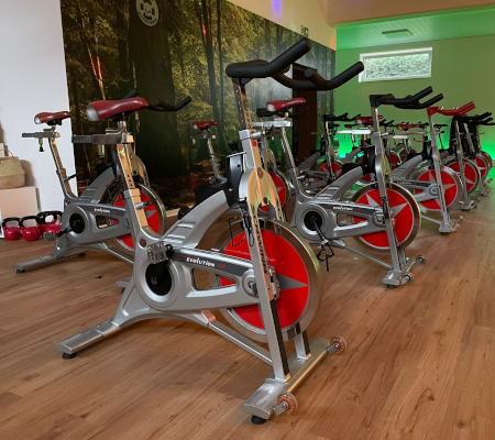 Hier gehts zu Indoor-Cycling / Step Aerobic