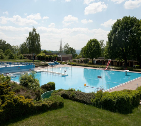 Hier gehts zu Eintritt Schwimmen